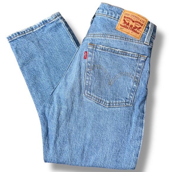 Levi’s 501 jeans Women’s Light Wash Distressed Tapered High Rise 90s - Picture 2 of 14